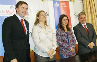 CON GIMNASIA ENTRETENIDA SE INICIARON LOS FESTEJOS DEL DÍA DE LA MUJER EN NATALES