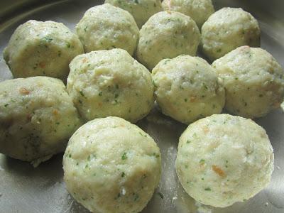 Albóndigas de rape y langostinos