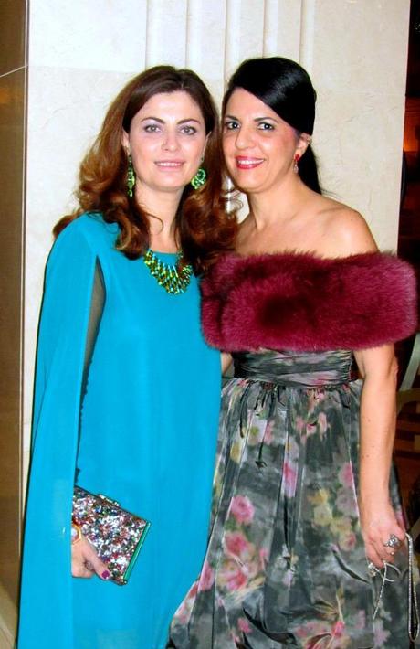 II Gala Benéfica a favor de la AECC Valencia .......