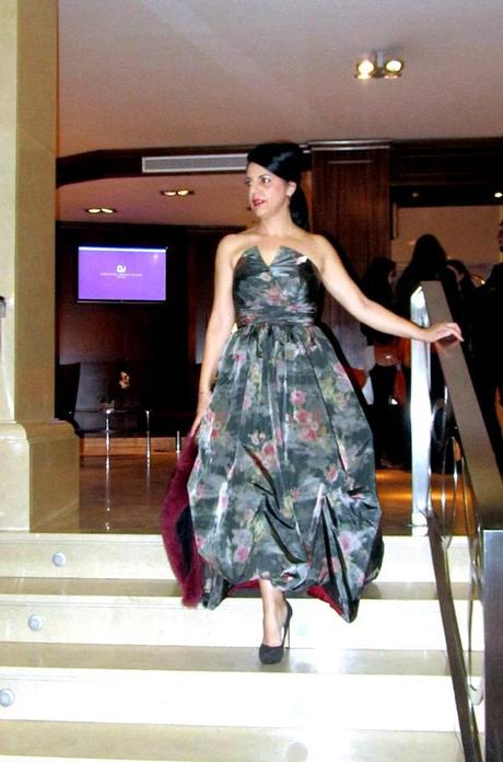 II Gala Benéfica a favor de la AECC Valencia .......