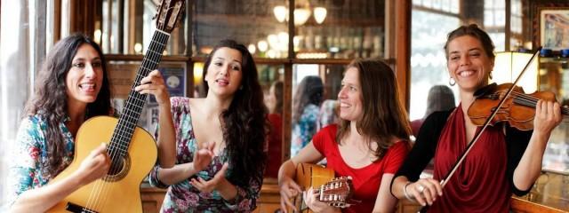 Las Migas, de izqda a dcha: Marta Robles, Alba Carmona, Isabelle Laudenbach y Lisa Bause. Imagen de Kedin.es