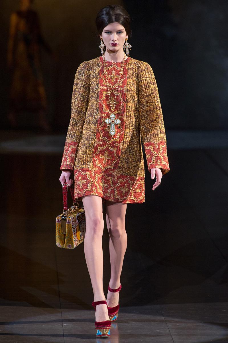 DOLCE AND GABBANA  SPRING 2013. Imposibles de superar ..