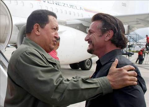 Sean Penn, Oliver Stone y Calle 13 lamentan la muerte de Chávez