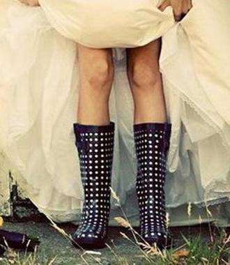 INSPIRATION WEDDING: CON BOTAS DE AGUA Y A LO LOCO