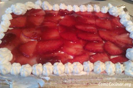 ¿Cómo hacer tarta de fresas y nata? Tarta de nata y fresas 23