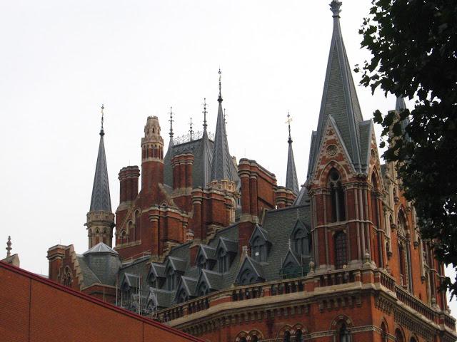 Estación de tren de St. Pancras : las ceremonias del adiós