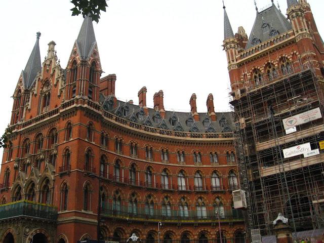 Estación de tren de St. Pancras : las ceremonias del adiós