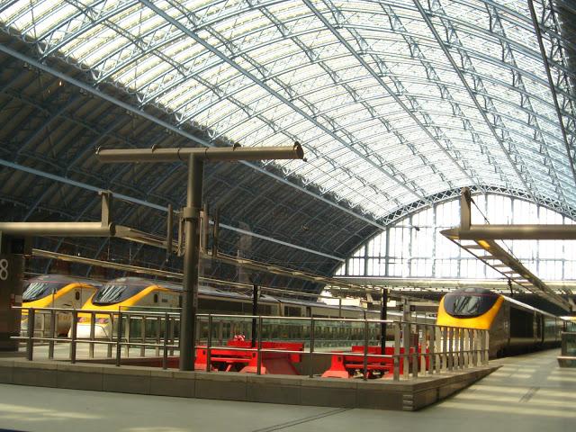 Estación de tren de St. Pancras : las ceremonias del adiós