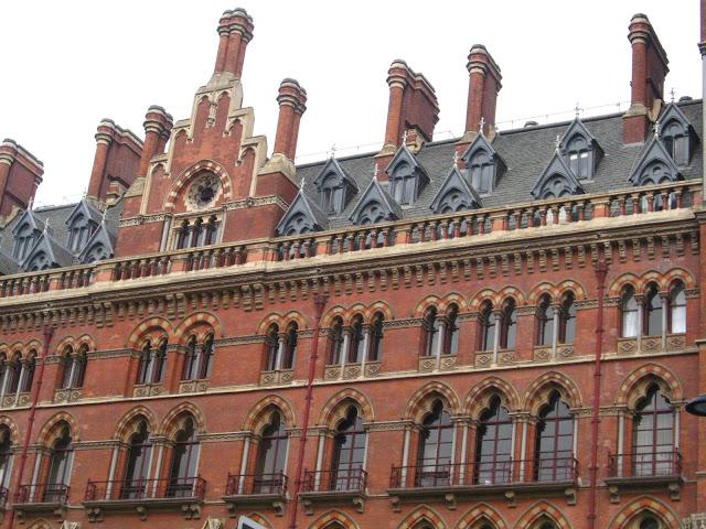 Estación de tren de St. Pancras : las ceremonias del adiós
