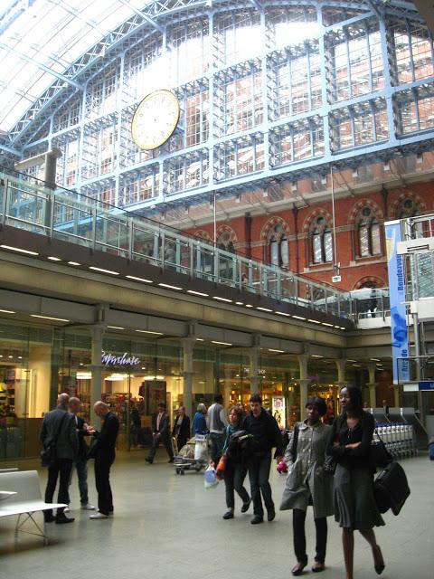 Estación de tren de St. Pancras : las ceremonias del adiós
