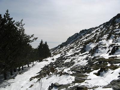 Peña la Cabra desde el Puerto de la Puebla, Sierra del Rincón 2-3-13