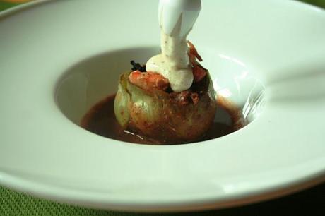 ALCACHOFAS RELLENAS DE GAMBAS Y TROMPETAS DE LA MUERTE