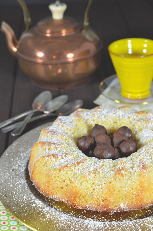 Bundt Cake de limon y trufas de chocolate, receta dedicada a Karen Barton #baroneti