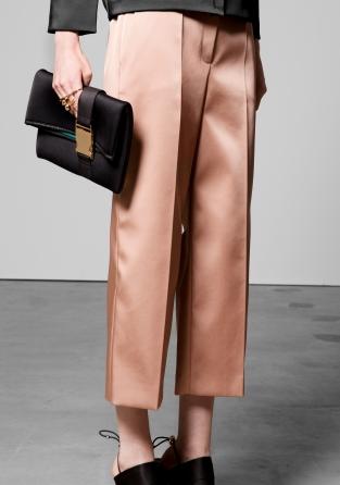 & other stories ya está aqui