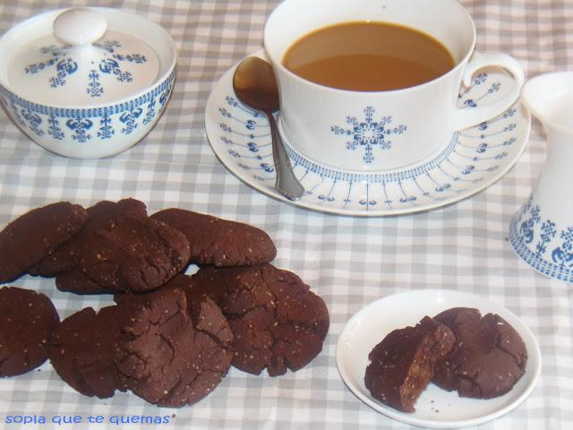 GALLETAS DE CHOCOLATE Y AVELLANAS