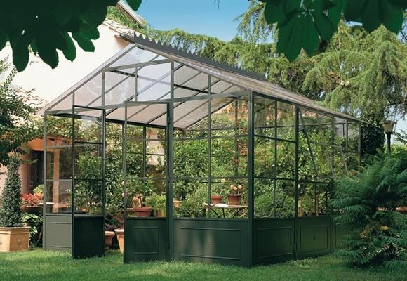 Greenhouse garden