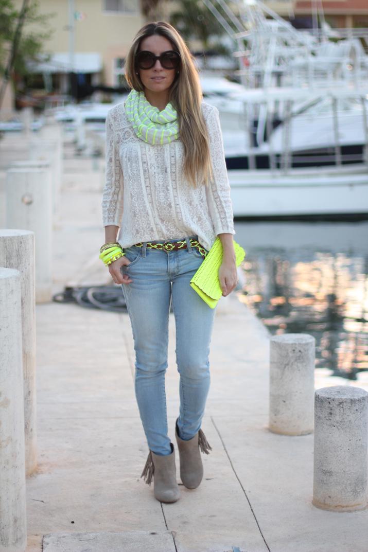 LACE, JEANS & FLUO