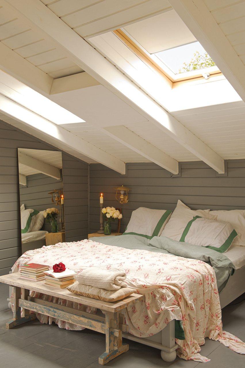 Una casa de madera con mucho estilo     /     A wooden house with style