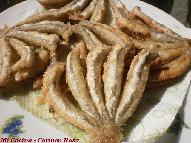 MANOJITOS DE BOQUERONES FRITOS DE LA BAHIA DE MALAGA