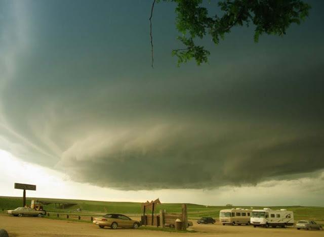 Maravillas de la naturaleza: Supercell, nubes de tormenta.