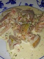 Tomate aliñado con alioli