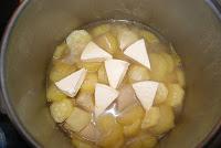 Crema de calabacín con quesitos