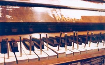 Pianos surrealistas