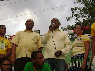 Neiba realizó su desfile de Carnaval 2013.