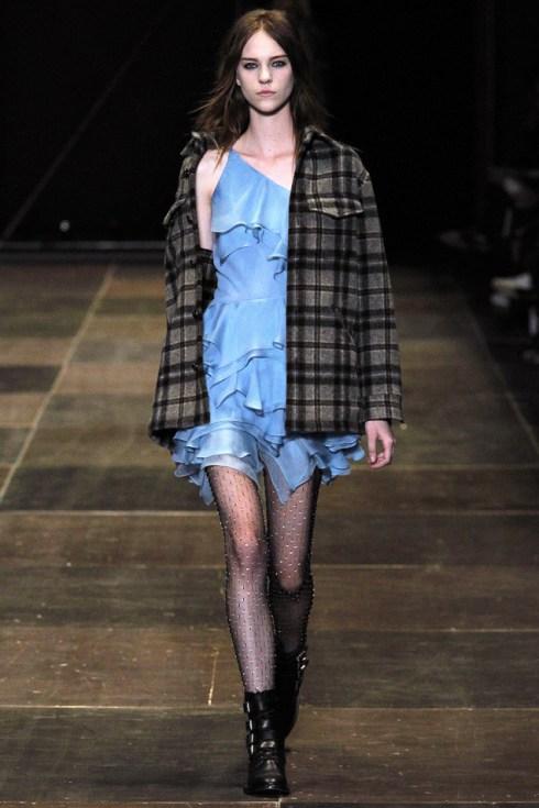 saint-laurent-plaid