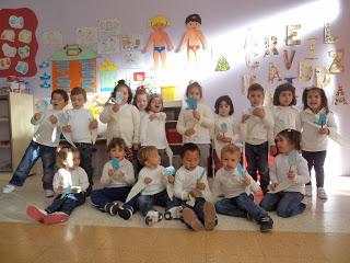 ASÍ CELEBRAMOS EL DÍA DE LA PAZ EN NUESTRO COLE