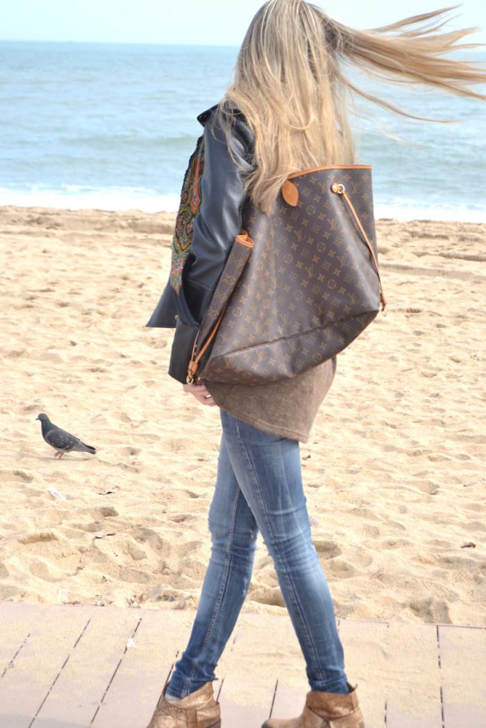 Having a walk near the sea