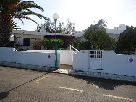 Original A-cero presenta un proyecto de reforma de un Boungalow en un exclusivo hotel de Lanzarote