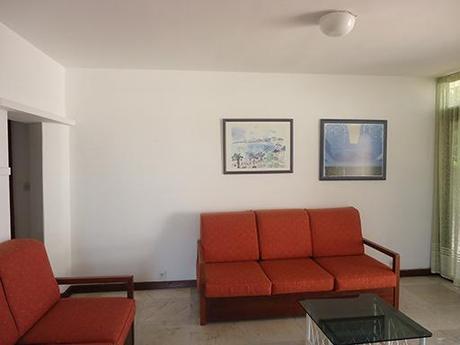 Original A-cero presenta un proyecto de reforma de un Boungalow en un exclusivo hotel de Lanzarote