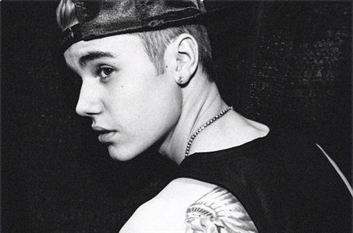 Justin Bieber, cuesta abajo y sin frenos