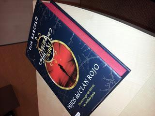 Día 11 en la Ruta. Quinto fragmento de Hijos del Clan Rojo de Elia Barcelò