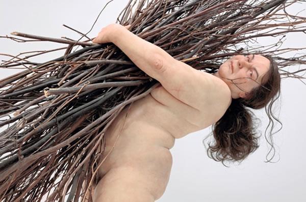 Ron Mueck :: nueva esculturas y exposición