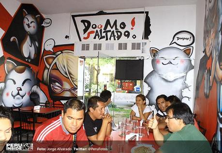 EN EL DOOMO ENTRE AMIGOS doomo-social3