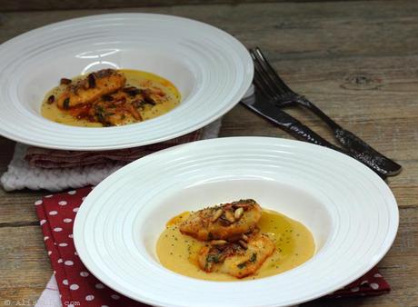 Cocochas con pimiento de Espelette y crema de topinambur monkfish cheeks
