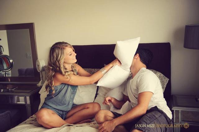 SESION PREBODA: GUERRA DE ALMOHADAS