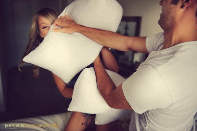 SESION PREBODA: GUERRA DE ALMOHADAS