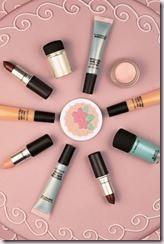 ¿Cosméticos o chucherías? 136274619705 extras albumes 0 thumb ¿Cosméticos o chucherías?