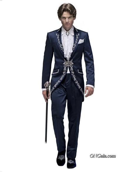 Redingote, la chaqueta para personalizar su traje de novio redingote, tight, abito da sposo