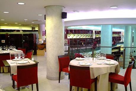 Lavinia, un espacio gastronómico acompañado de 4.500 vinos