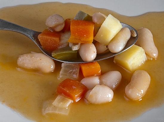 Alubias blancas con verduras