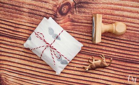 sello de bigotes dia del padre Tela estampada con bigotes: Un envoltorio muy original