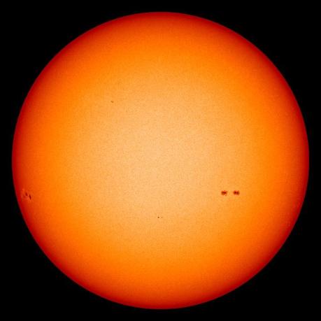 sunspots_hmi_2013059