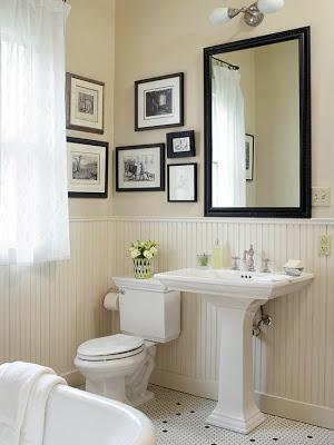 Colgando Cuadros en Interiores Rusticos