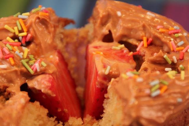 Cupcakes de Pascua con sorpresa & más sorpresas