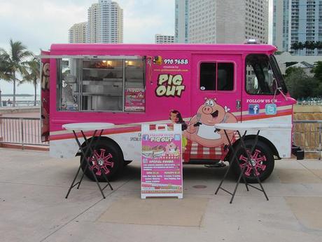 Unas camionetas de comida rotuladas muy curiosas Unas camionetas de comida rotuladas muy curiosas