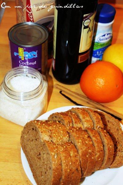 Torrijas tramposas sobre espuma de coco